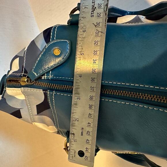 Coach Navy and Cream Satchel - Picture 9 of 14